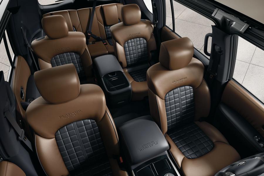 Интерьер Nissan Armada Platinum Reserve 2017 года  (фото 3 из 18)